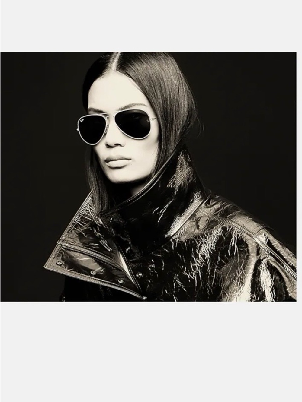 Ray-Ban Classic Aviator Sunglasses - Black - Picture 4 of 10
